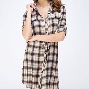 Simply Boho LA Beige Plaid Shirt Dress , Size: L